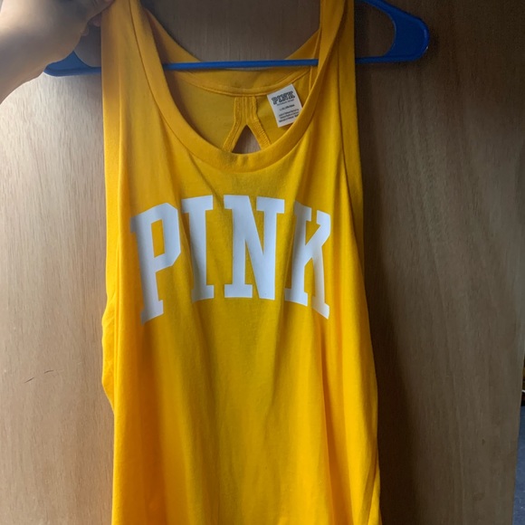 PINK tank - Picture 1 of 1
